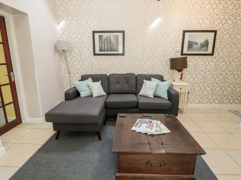 Kizzie Cottage