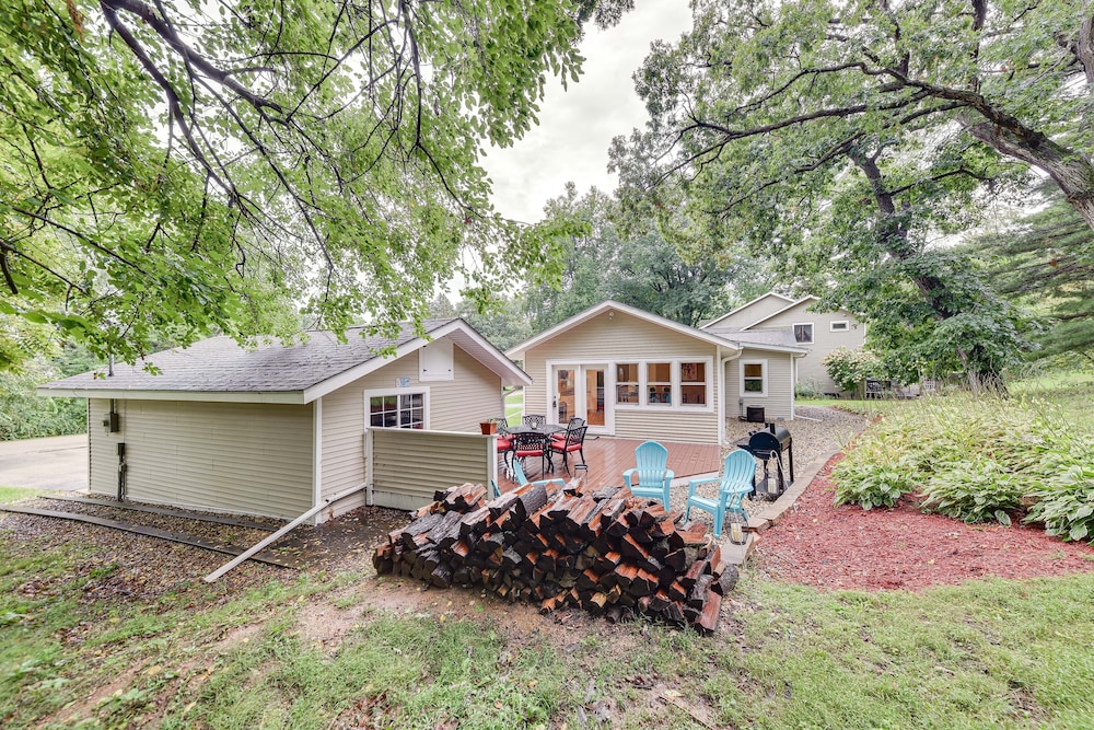 Family-friendly Twin Lakes Home Near Lake Mary! view 3