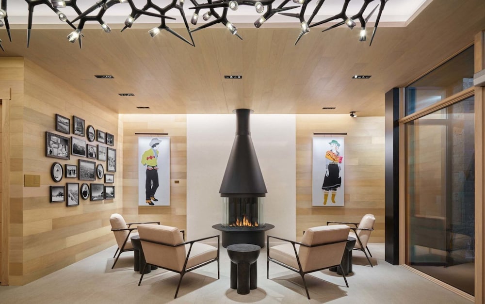 Luxe 2 Bedroom Ski In, Ski Out Residence in Snowmass Base Village