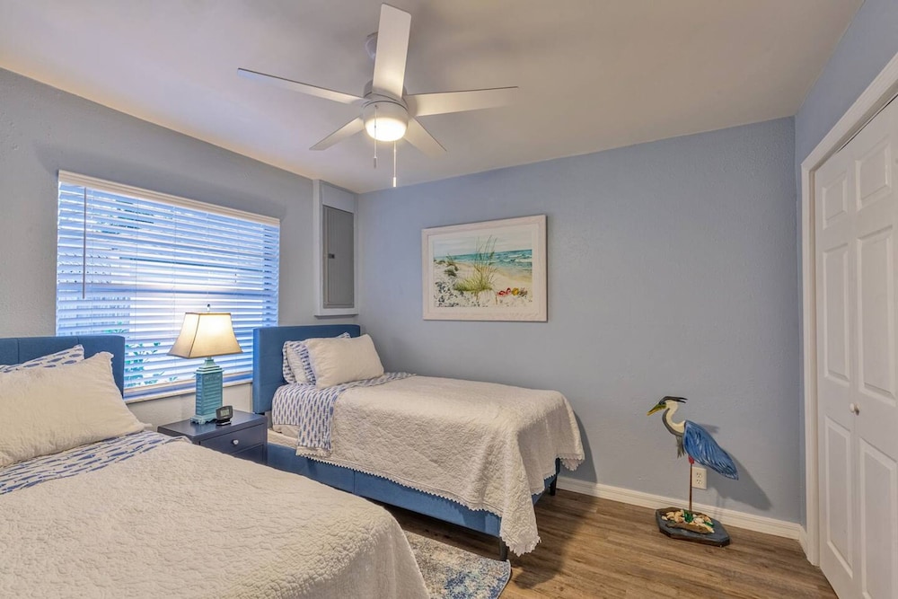 Downtown Gulfport Heated Pool