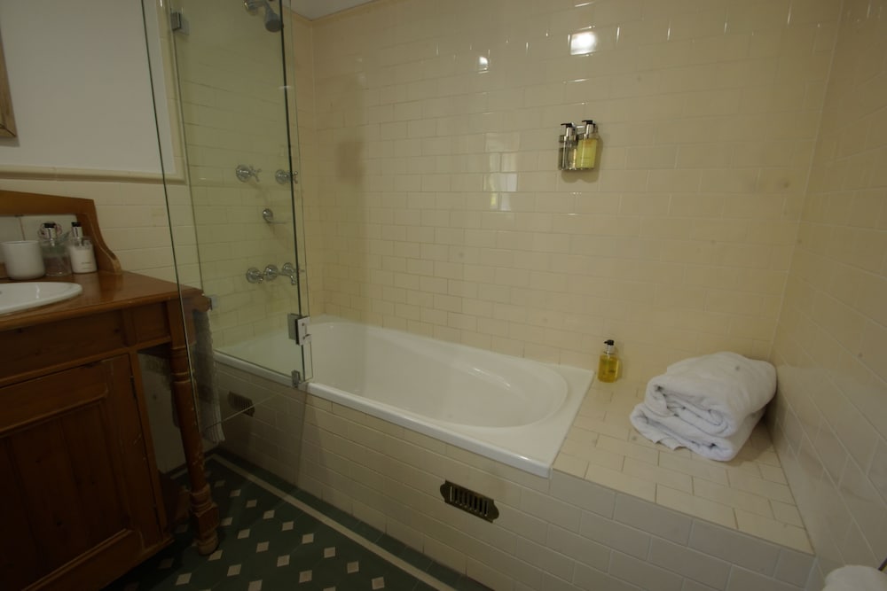 Photo 28