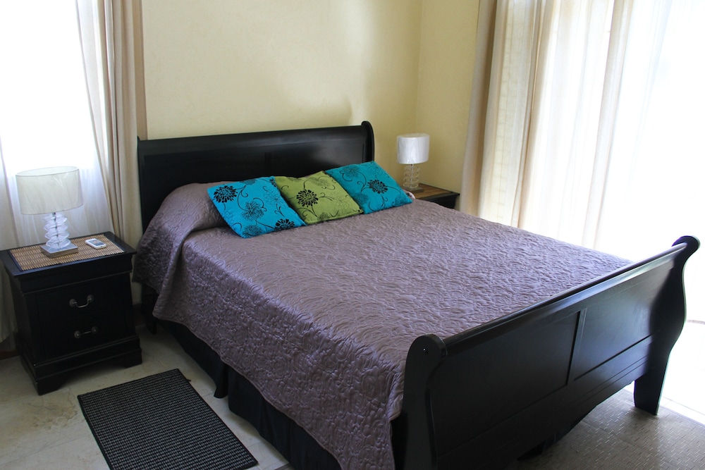 The Guest Apartments at Border Crossings view 2