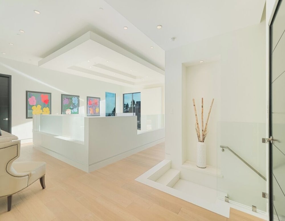 Zorada - Private Hollywood Hills Luxury With Endless Amenities and City Views