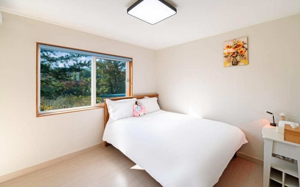 Gyeongju Camino Pool Villa Pension