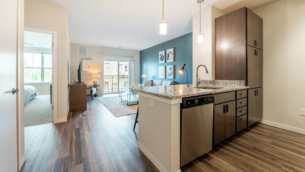 Landing Furnished Apartments Central Cleveland