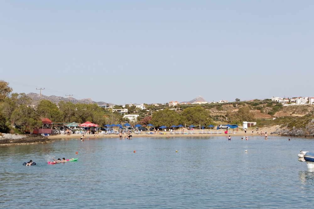 Alianthos Suites