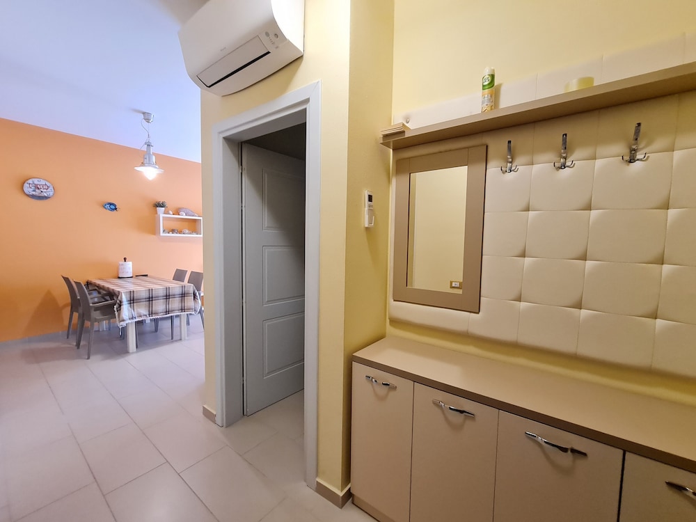 Holiday 2-bedroom Apartment in Vlora