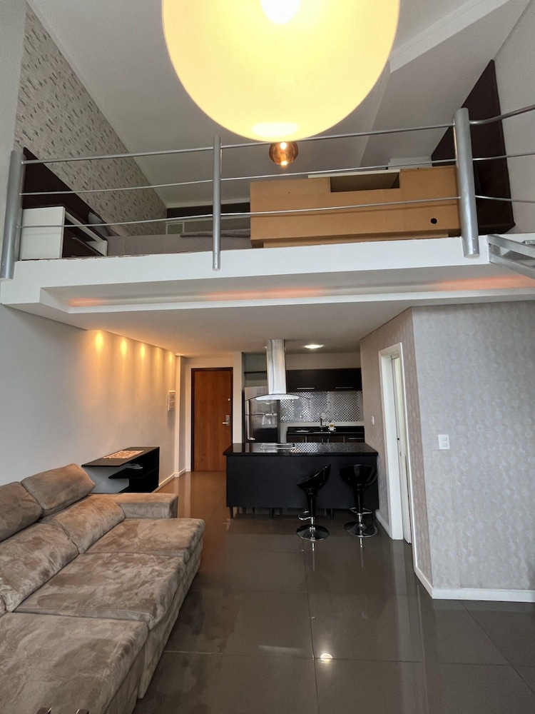 Saint Sebastian Flat 515