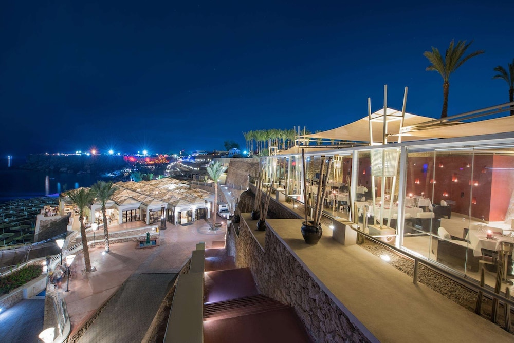 SENTIDO Reef Oasis Aqua Park Resort