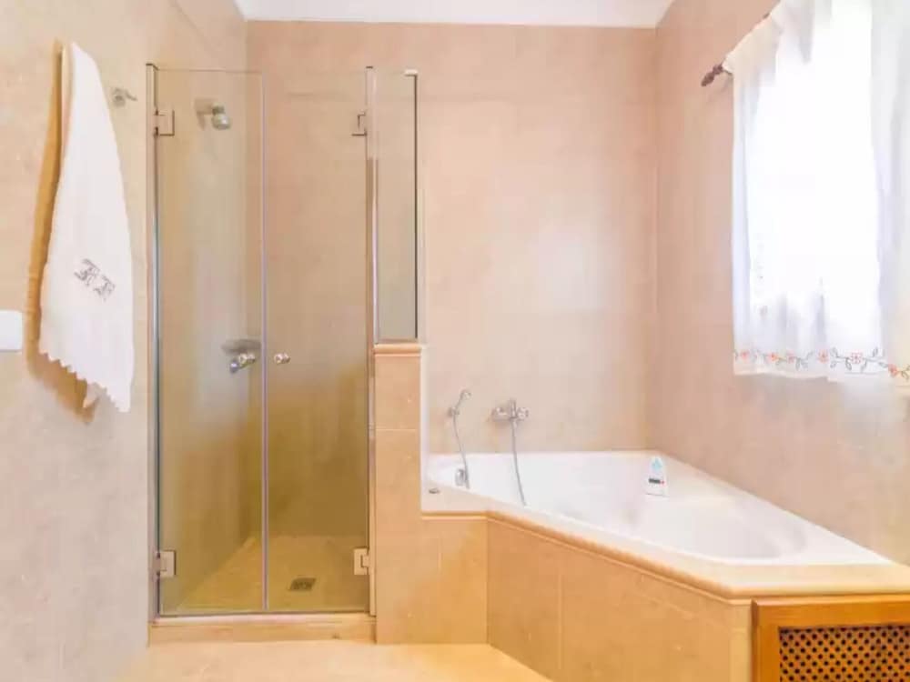 Ses Covetes - Villa With Private Pool In Petra
