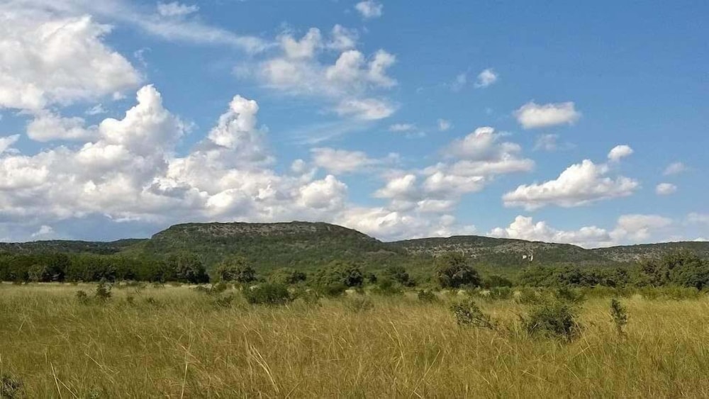 Bluebird Hill And Star Suite 5 Bedroom Home