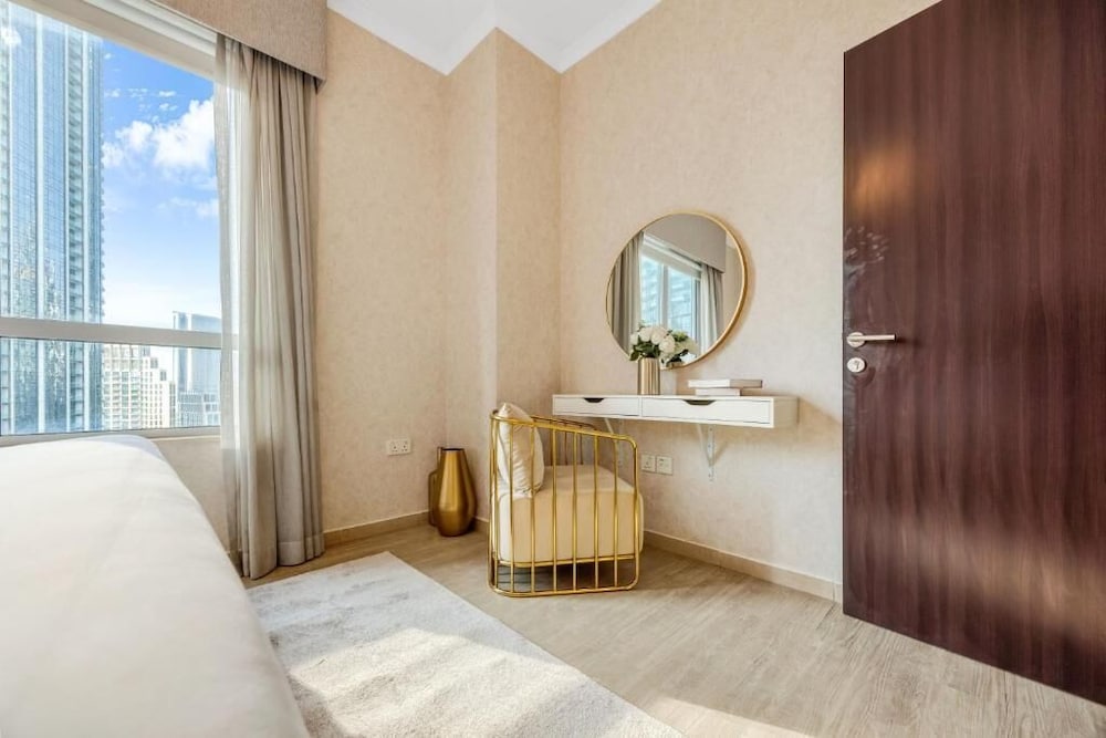 Durrani Homes - Grandiose 5BR Besides Dubai Mall with Burjkhalifa and Fountain view
