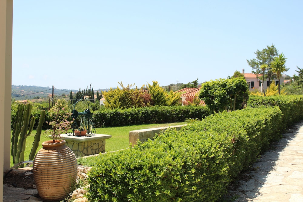Oneira Villas