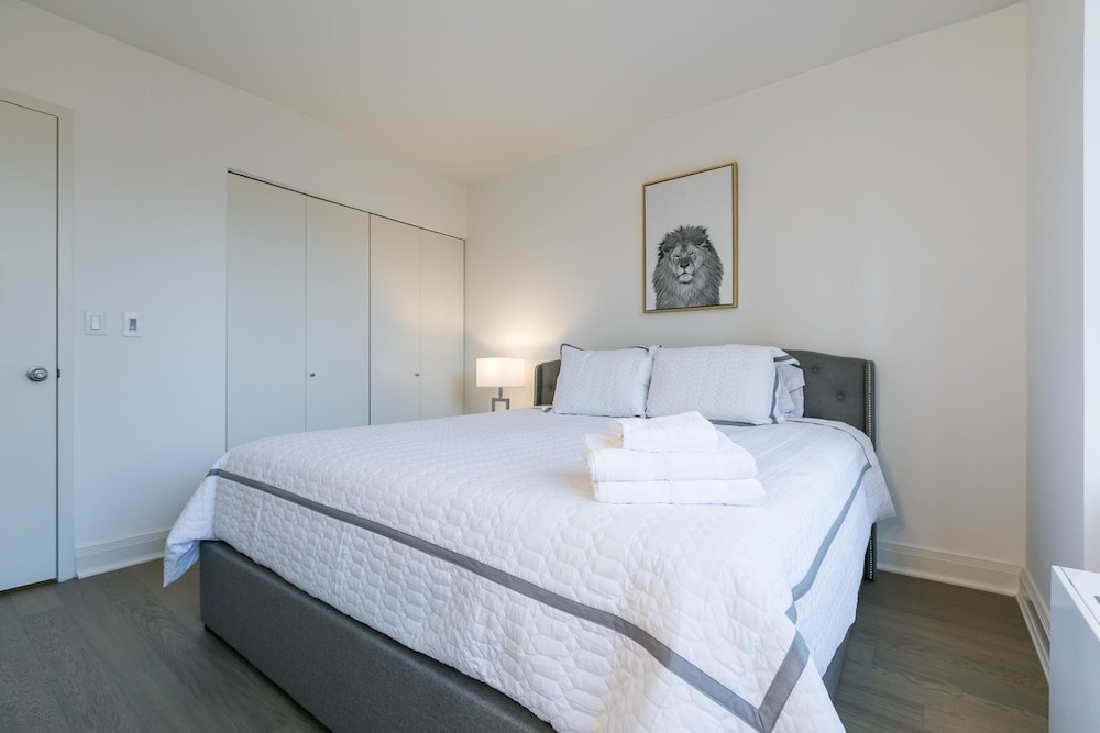 Beautiful 1 Bed Fully Furnished Apartment