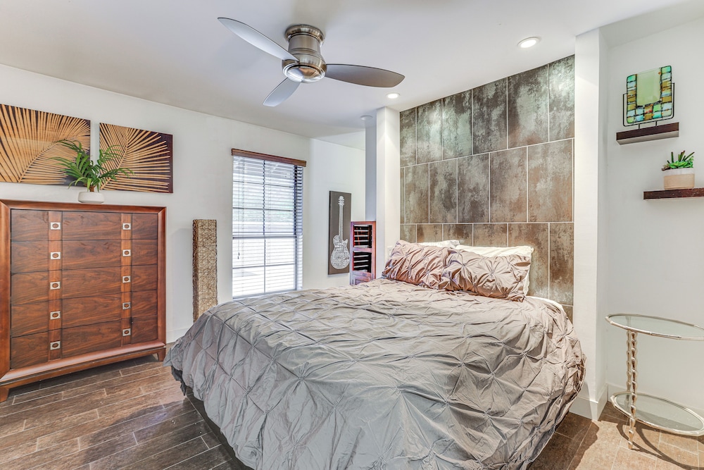 16 Mi to Dtwn: Phoenix Gem w/ Private Pool