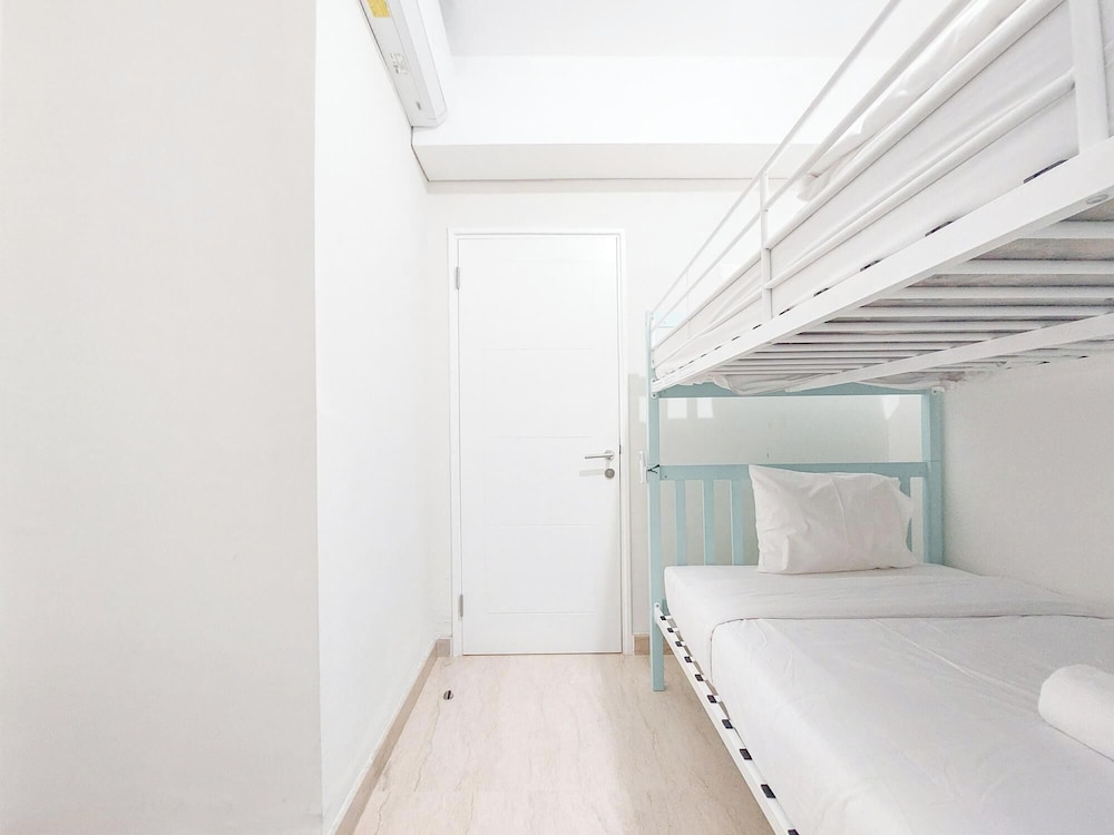 Homey And Compact 2Br Podomoro City Deli Medan Apartment