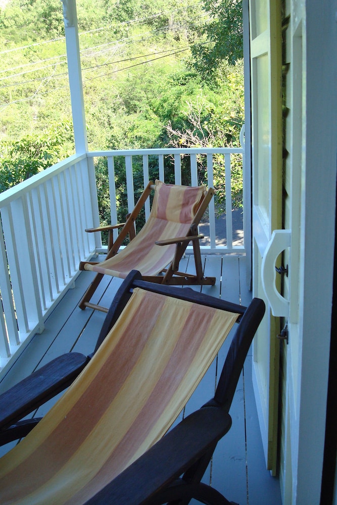 Galley Bay Cottages - Property Image 6