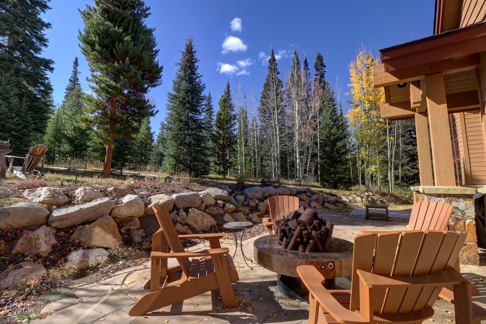 Peakside Escape 178 3 Bedroom Home