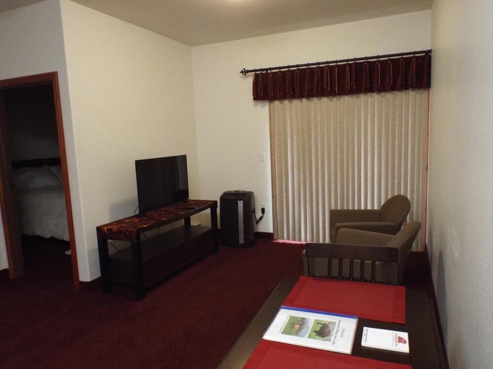 Greenwood Village Inn & Suites