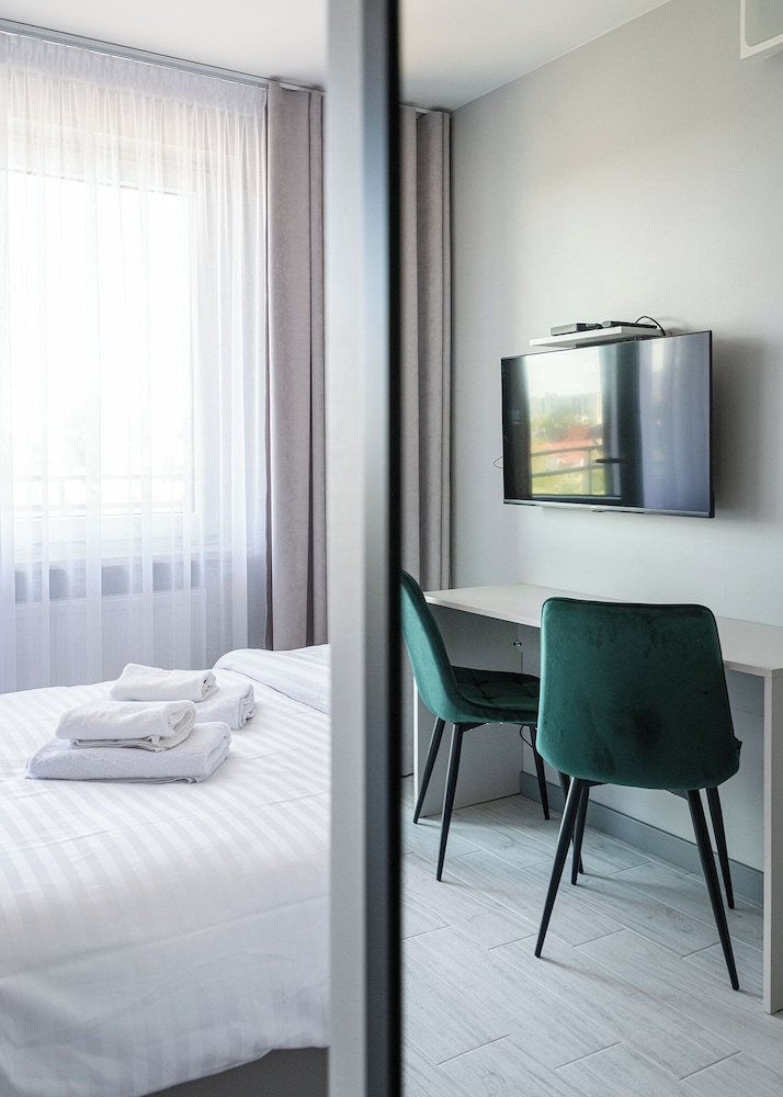 RentPlanet - Apartament Pileckiego view 5