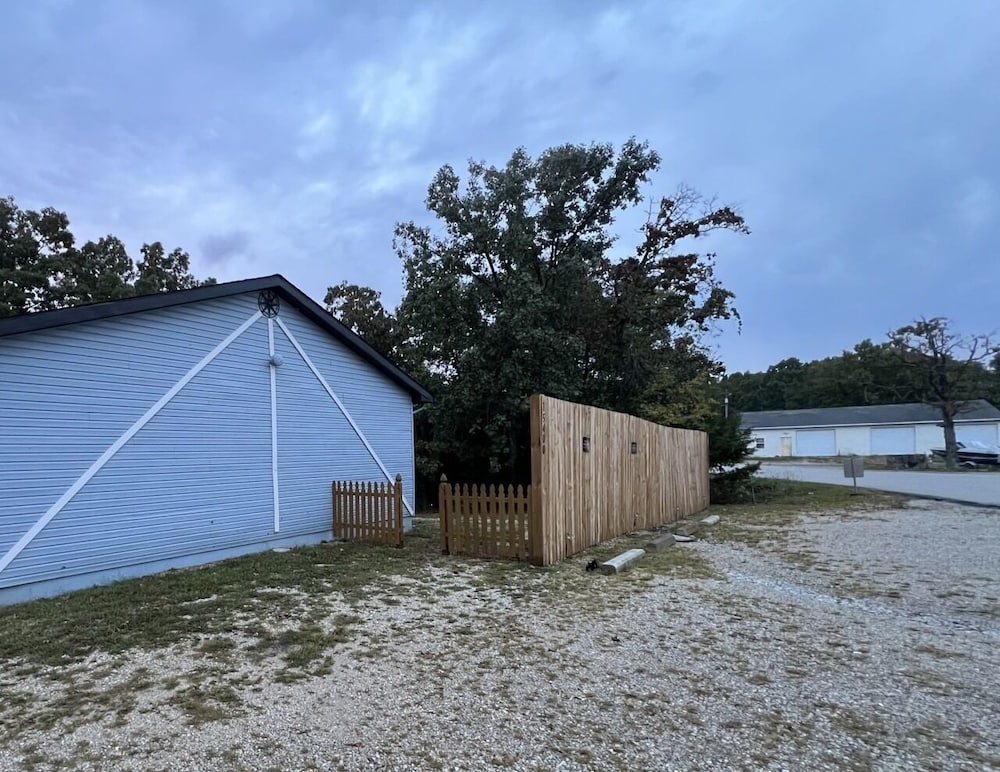 Bluebird Liberty Cottage