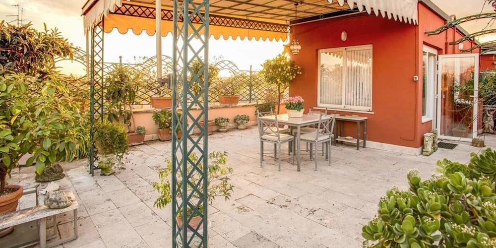 Exclusive Terrace Largo Argentina