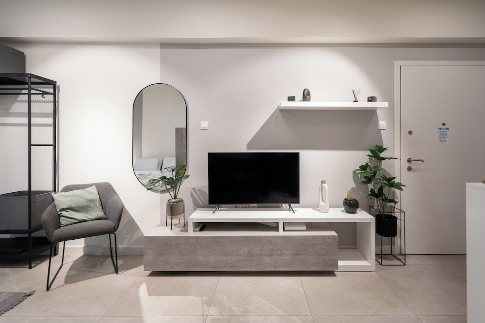 Modern Studio Near the National Gallery in Athens