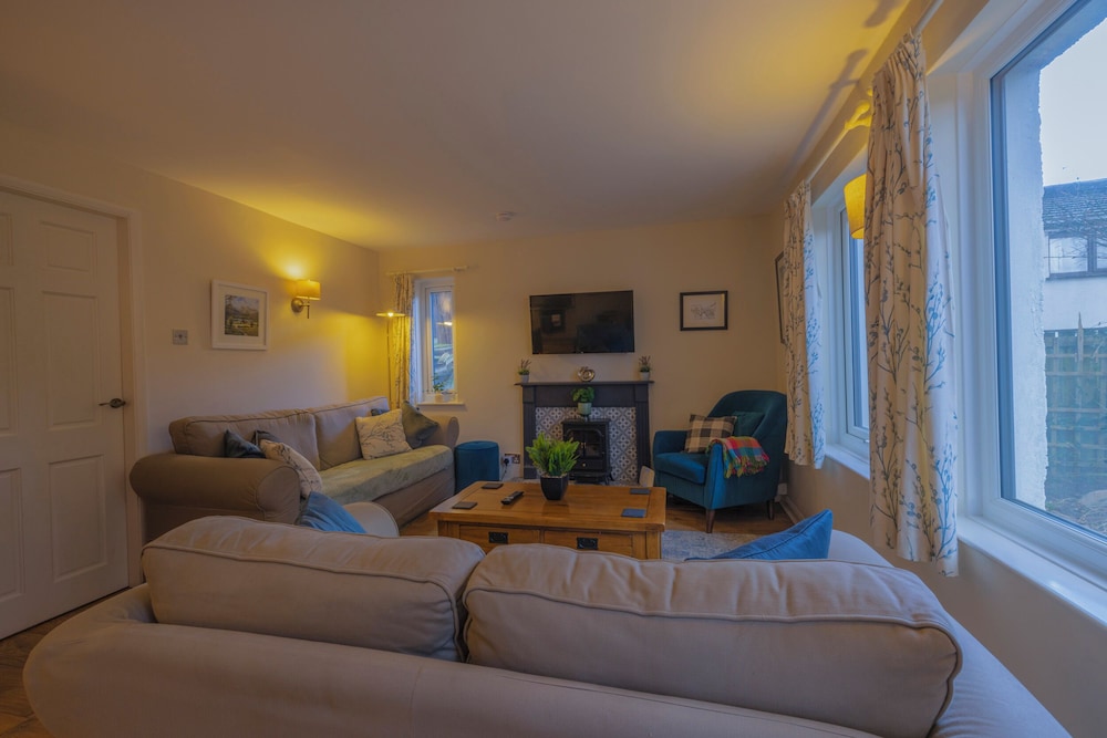 Holly Cottage