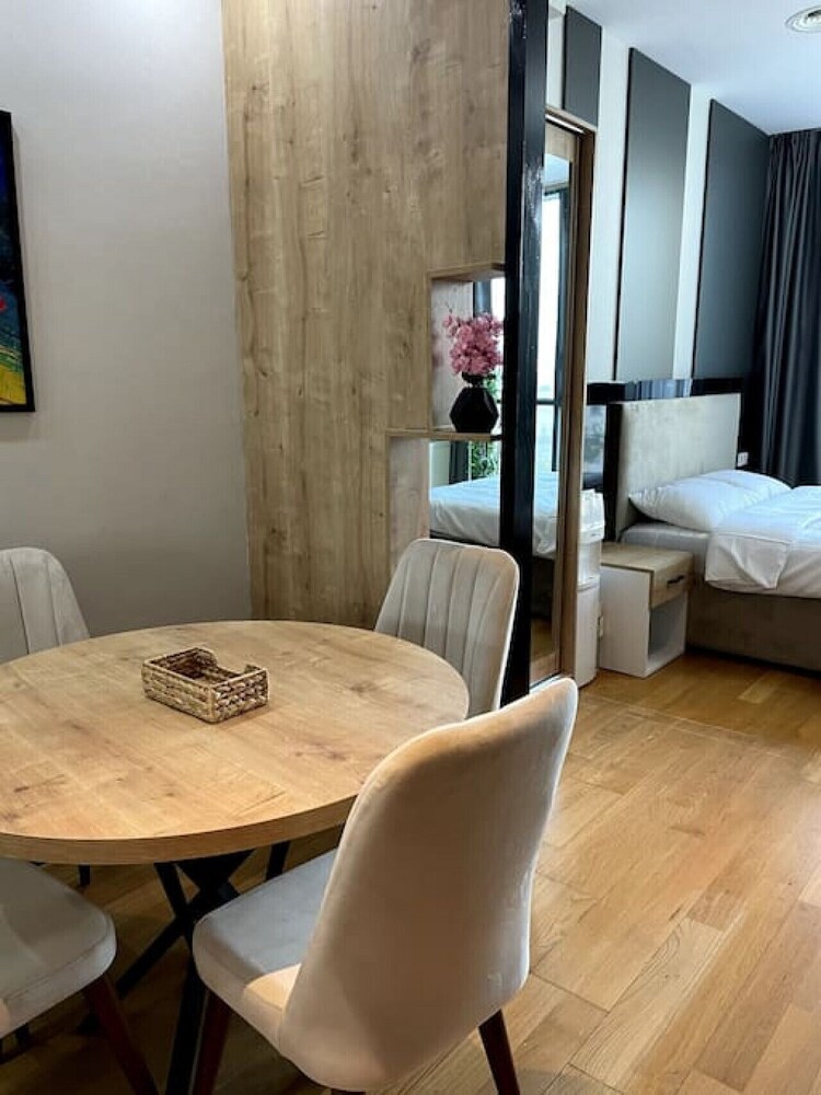 Modern Studio Near Mall of Istanbul
