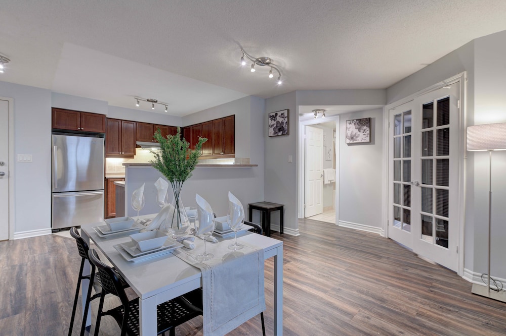 Pelicanstay at Square One Mall