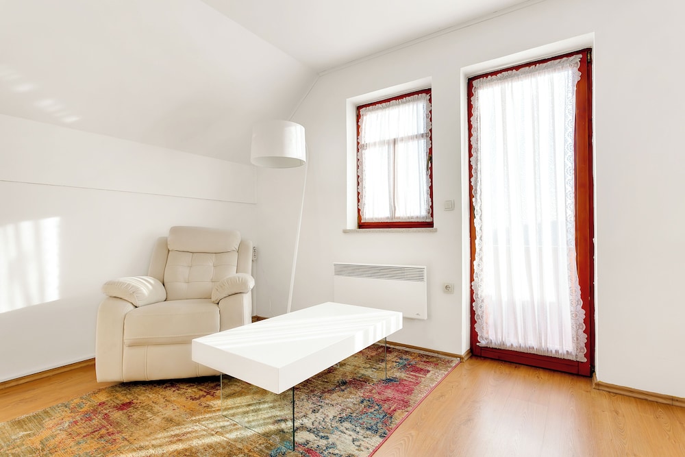 Vineyard cottage Tramte