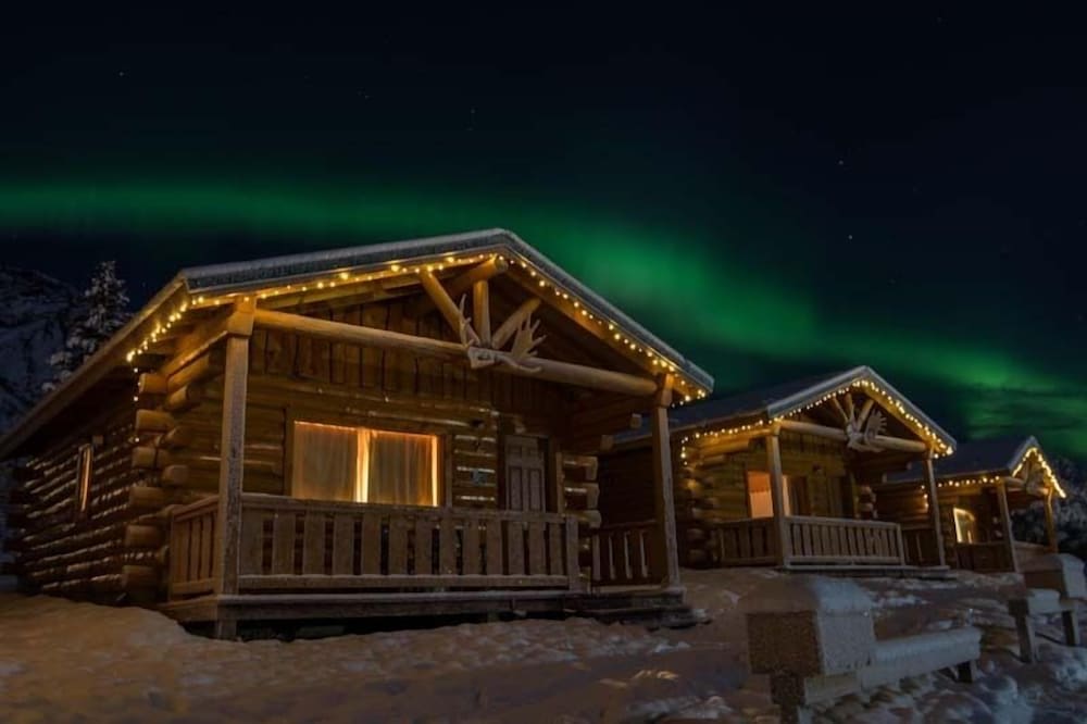 Sheep Mountain Lodge