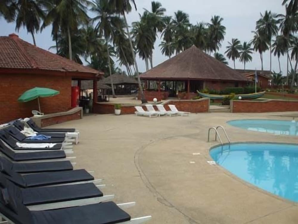 Pool & Wellness