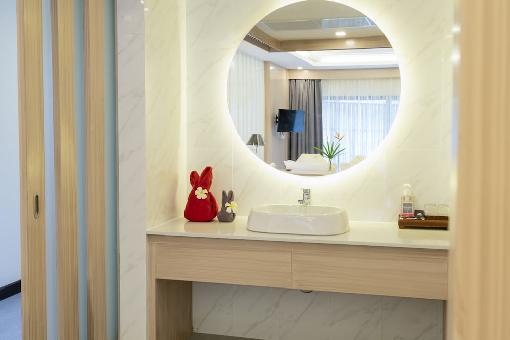 GRAND JOMTIEN PALACE HOTEL