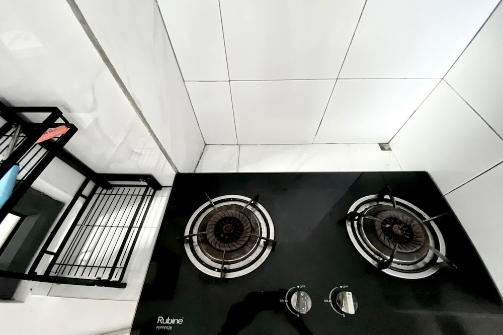 Amerin Residence Mall Apartments