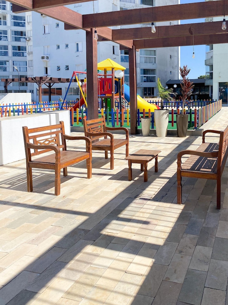 Resid. Clube Mar Grosso-Laguna - LAG604