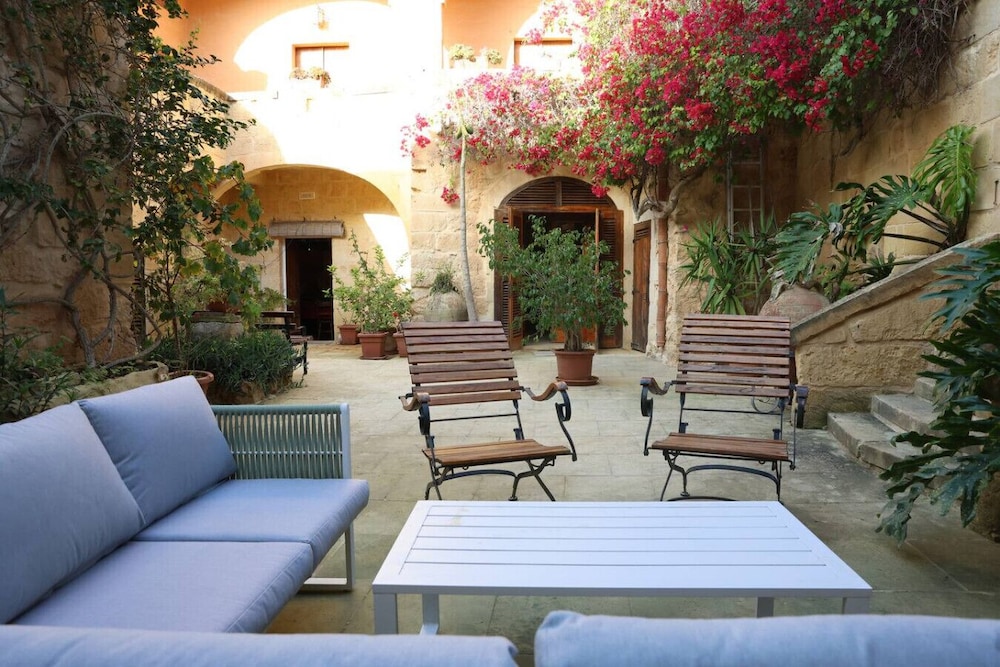 Rustic Xag ra Farmhouse With Pool Garden BBQ