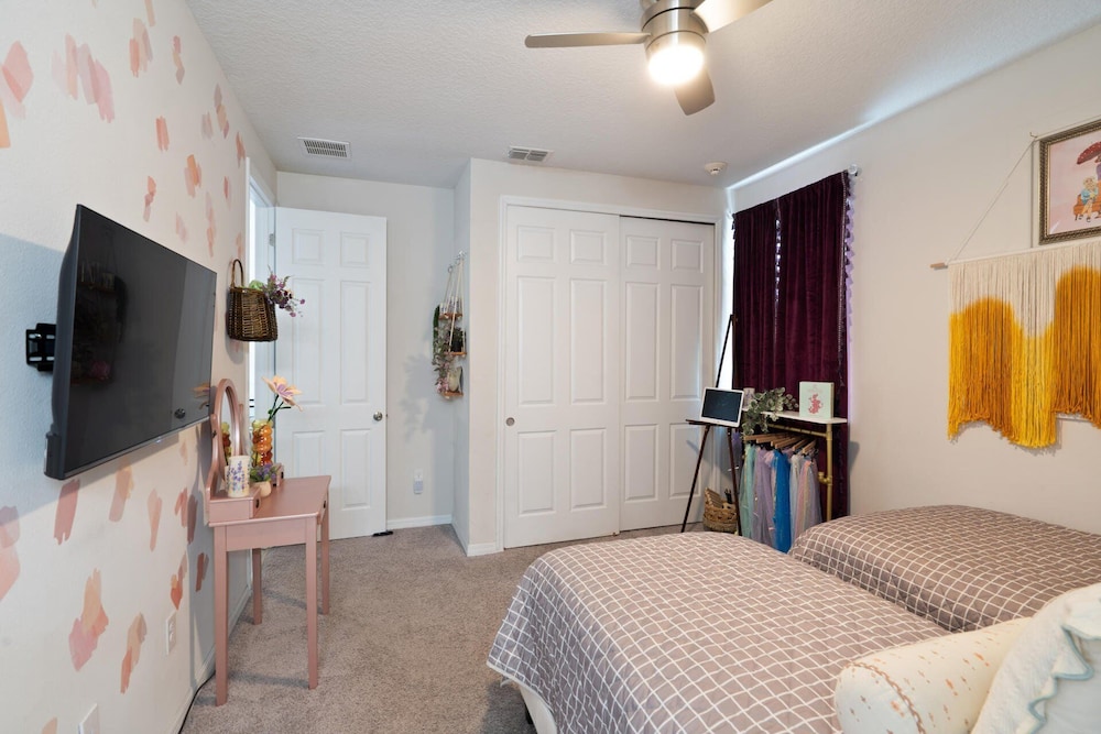 9001 Sunshine Ridge Loop
