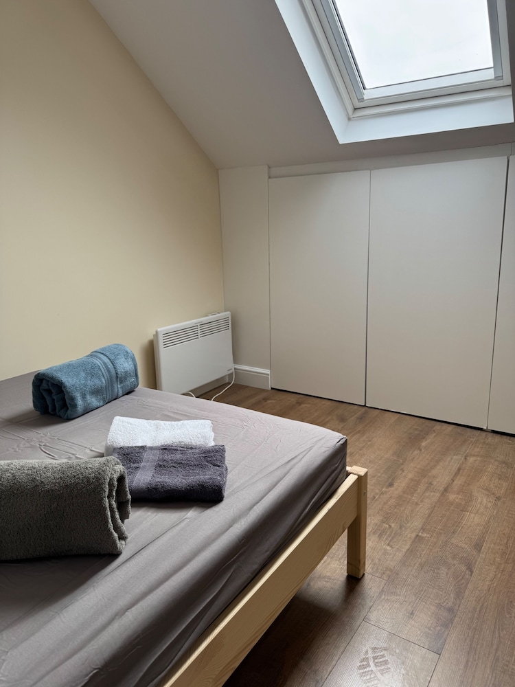 London Retreat With Great Location