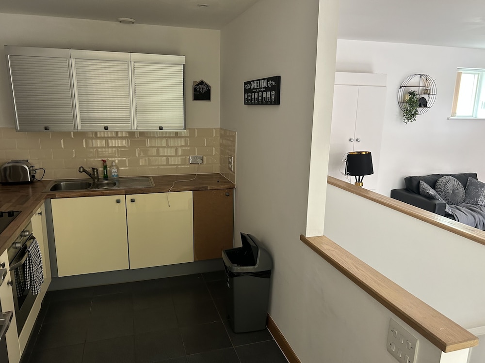 Luxurious Penthouse Apartment in Liverpool view 5