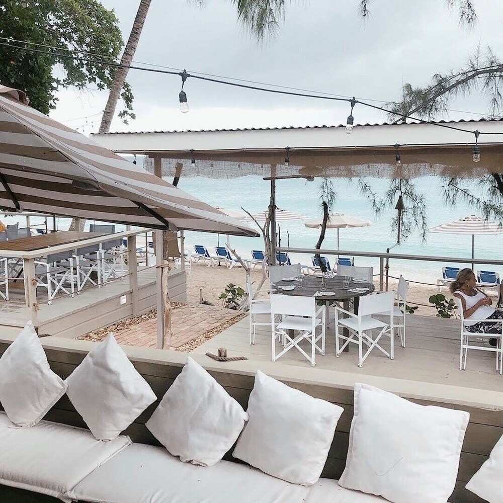 Ocean views apt with shared rooftop pool: Beacon Hill Surf by BSL Rentals