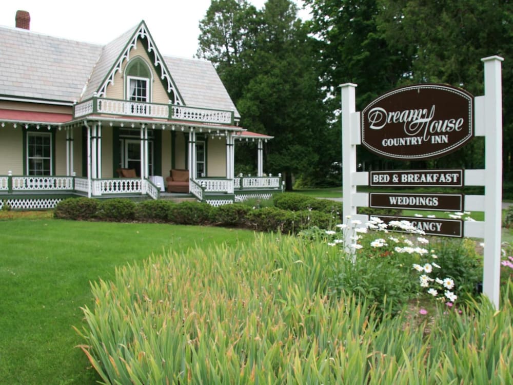 Dream House Country Inn
