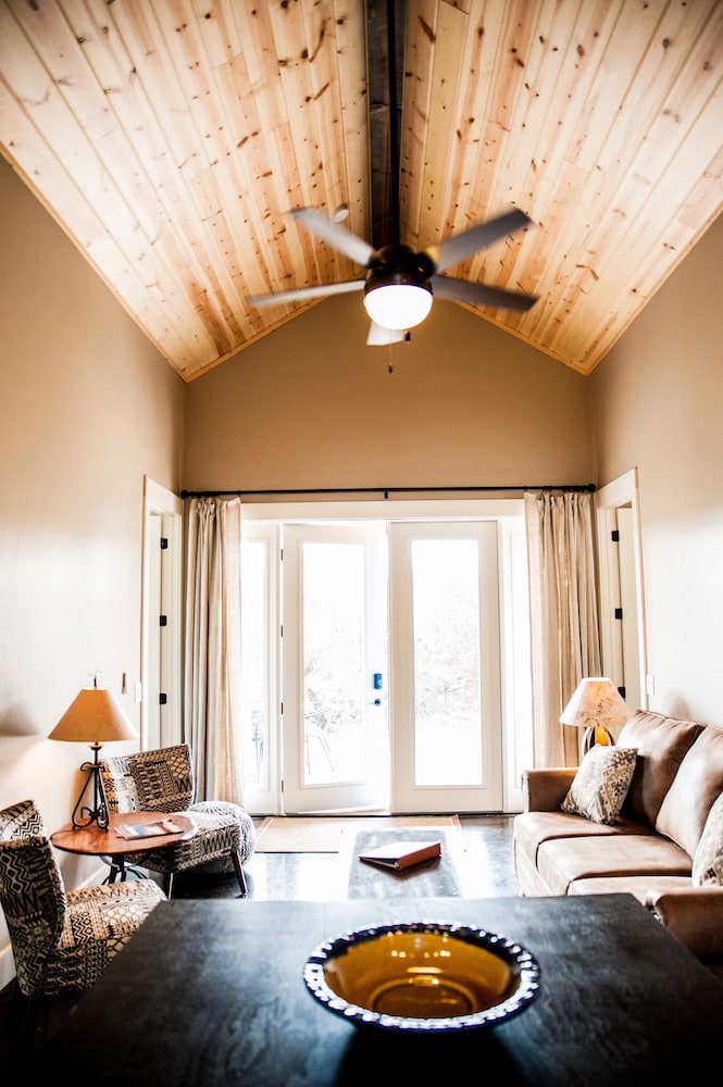 Hill Country Casitas