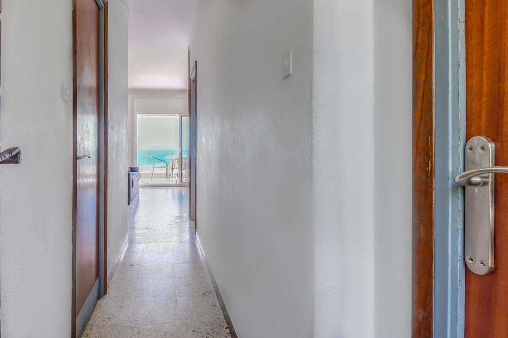 Beachfront Apartment in Platja Almadrava photo 5