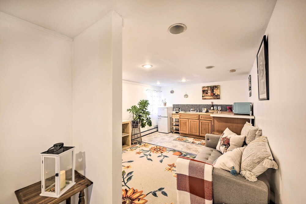 Island Park Couple's Escape 1 Mi to Beach! - Property Image 15