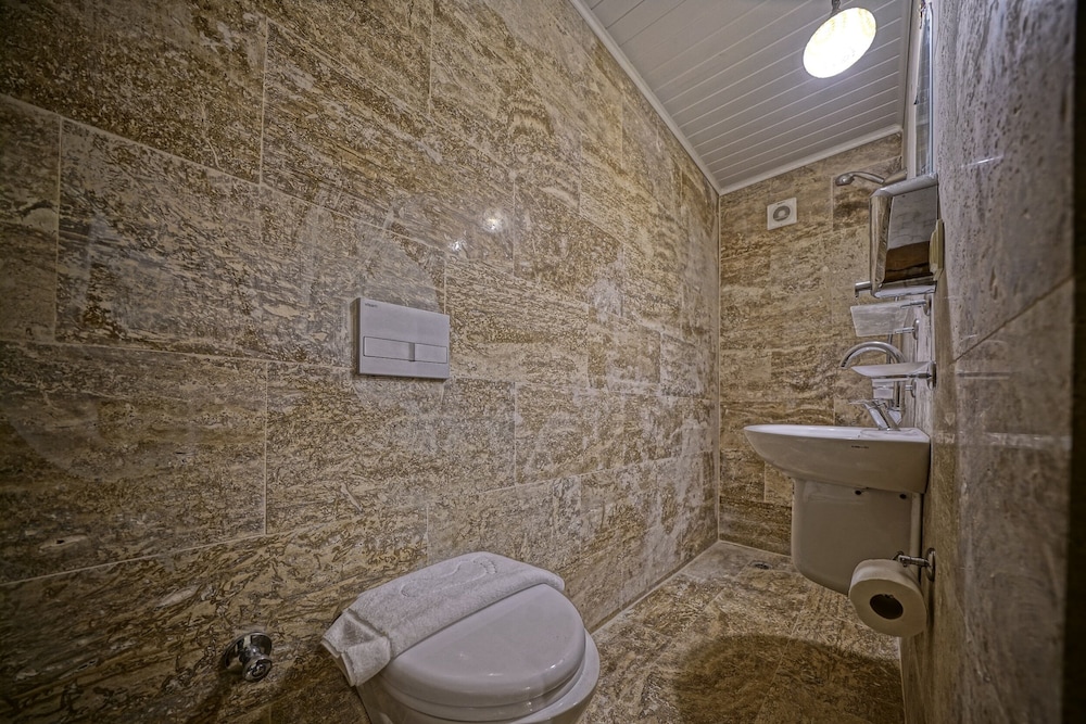 Photo 38