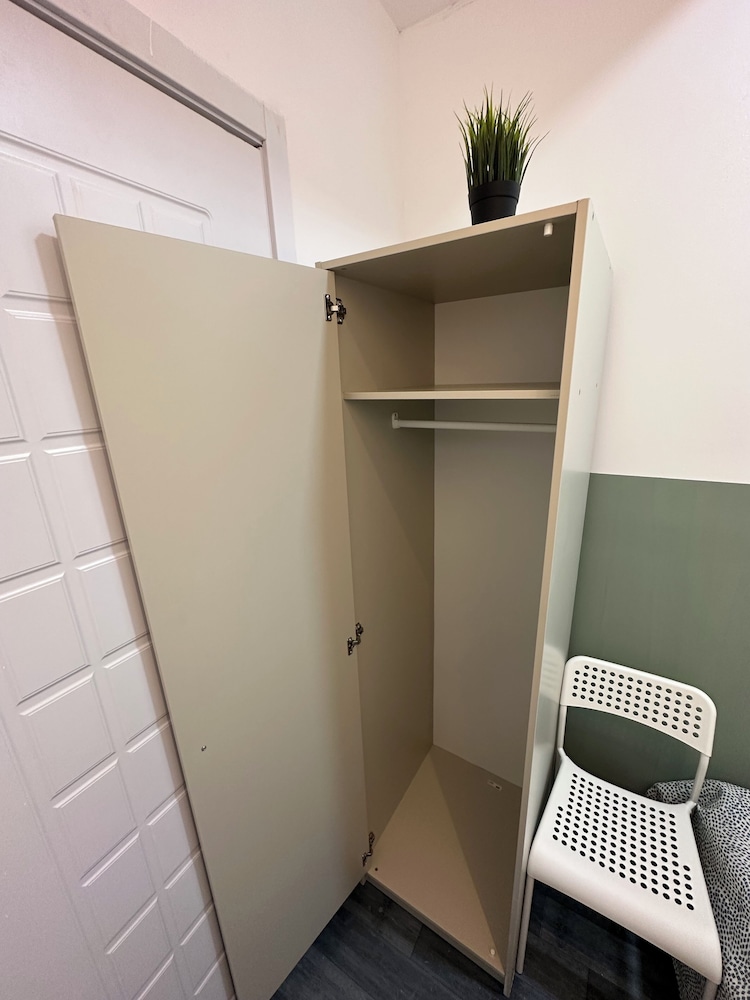 Beautiful Partition Room in Al barsha 1