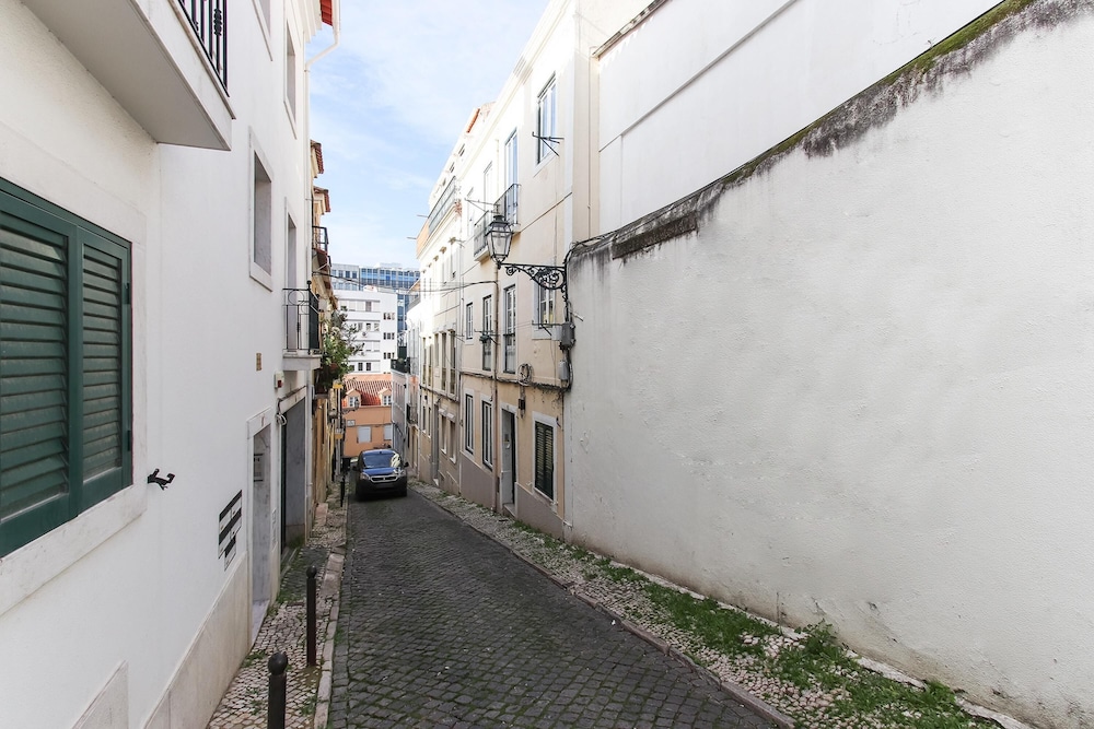 Cosy Avenida by Homing photo 3