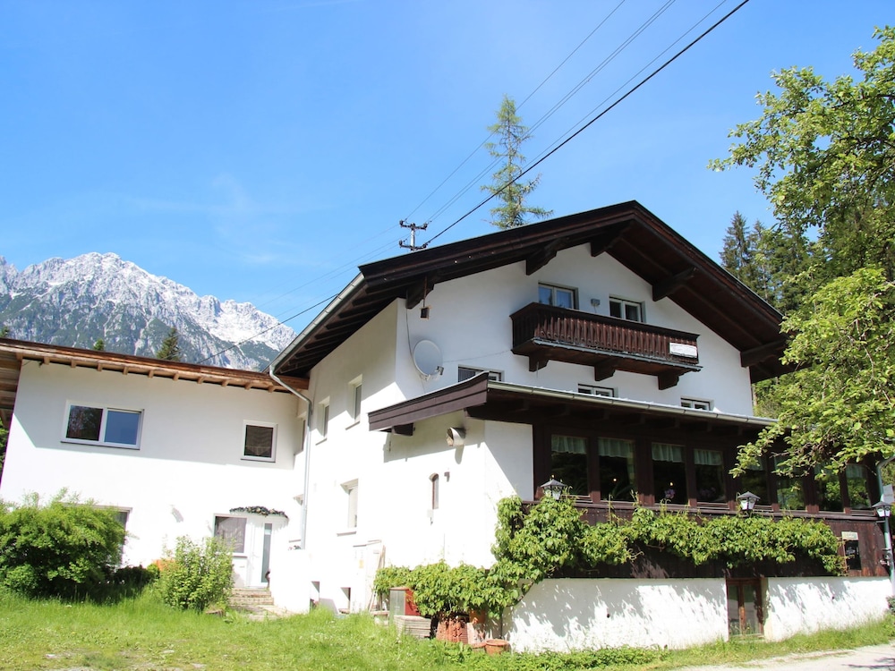 Chalet in Scheffau Near Skiwelt Lift view 3