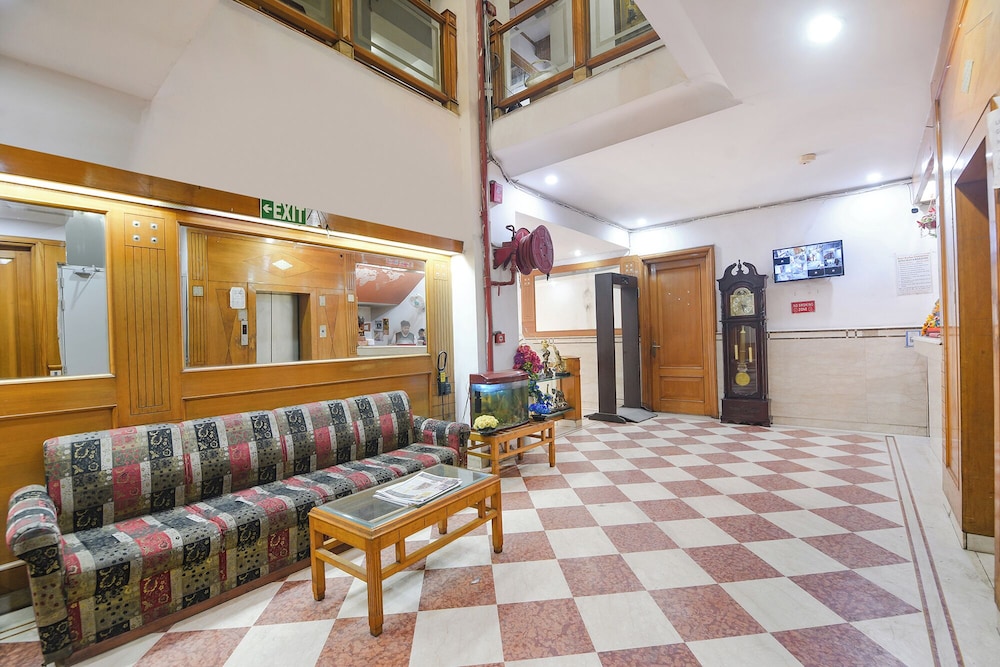 Fabhotel Kochar Continental